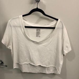 BDG cropped white v-neck tee